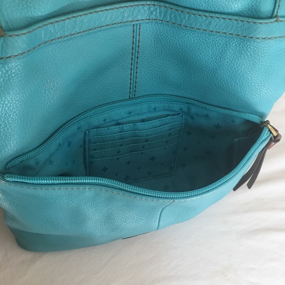 Turquoise Leather Fossil Purse Excellent Condition - Picture 9 of 16